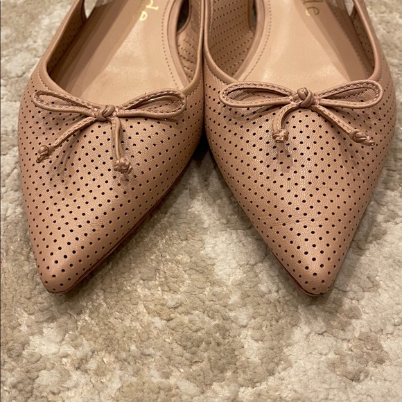 Kate Spade - Veronica Perforated Leather
Slingback Flats Size 7.5 B - Picture 5 of 13